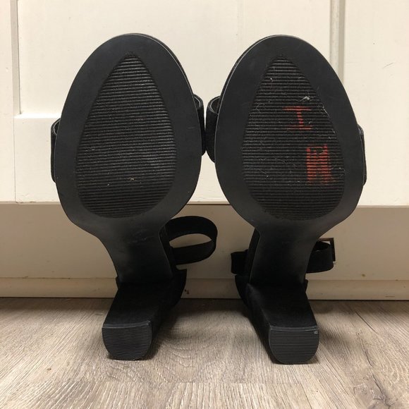 Torrid Size 10.5 Wide Strappy Black Heels Two Strap Tapered Shoes Vegan Suede - Picture 8 of 8